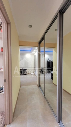 
  Продается 3-комн. квартира, 60 м², Крутая дорога ул
. Фото 14.