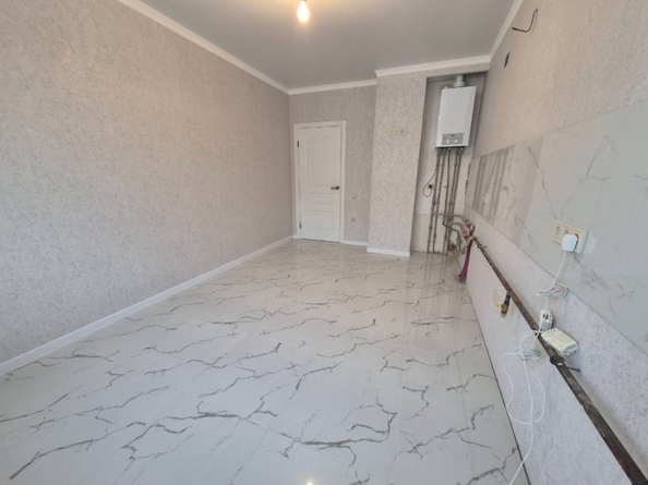 
  Продается 1-комн. квартира, 44.4 м², Замковая ул
. Фото 3.