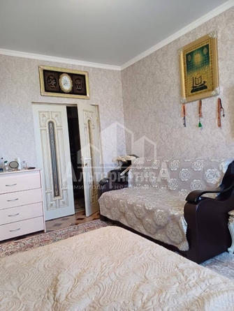 
  Продается 1-комн. квартира, 36 м², Азербайджанская ул
. Фото 1.
