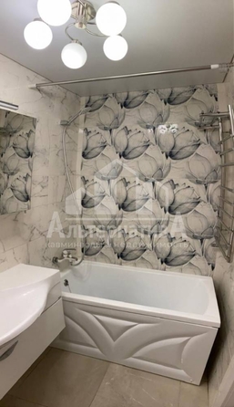 
  Продается 3-комн. квартира, 90 м², Орджоникидзе ул
. Фото 37.