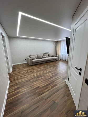 
  Продается 2-комн. квартира, 47.5 м², Широкая ул
. Фото 9.