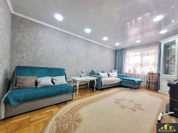 
  Продается 3-комн. квартира, 72.6 м², Главная ул
. Фото 1.