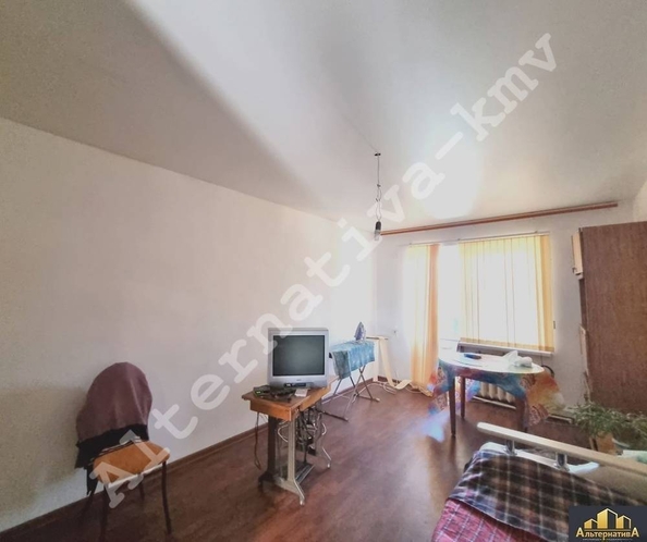 
   Продам 2-комнатную, 73 м², Романенко ул

. Фото 2.