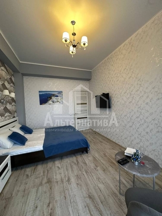 
  Продается 1-комн. квартира, 38 м², Коллективная ул
. Фото 2.