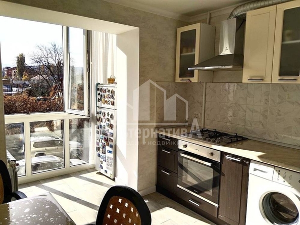 
  Продается 2-комн. квартира, 51.1 м², Орджоникидзе ул
. Фото 2.