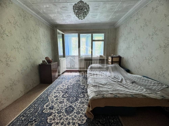 
   Продам 1-комнатную, 38.4 м², Ленинградская ул

. Фото 1.