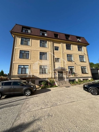 
  Продается 3-комн. квартира, 82 м², Революции ул
. Фото 1.