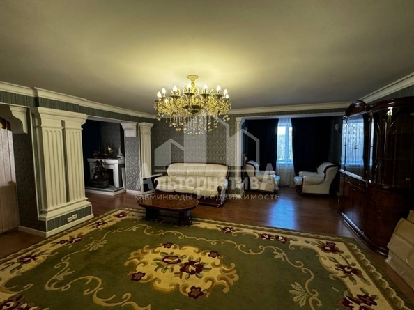 
  Продается 4-комн. квартира, 169 м², Набережная ул
. Фото 1.