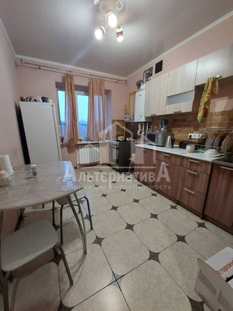 
   Продам 1-комнатную, 37.9 м², Предгорная ул

. Фото 2.