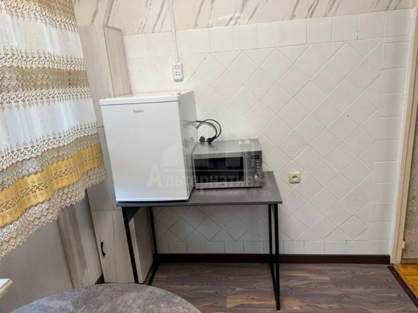 
  Продается 3-комн. квартира, 59.9 м², Зашкольный пер
. Фото 4.