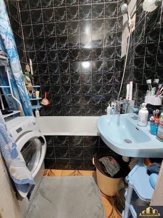 
  Продается 2-комн. квартира, 48 м², 40 лет Октября ул
. Фото 11.