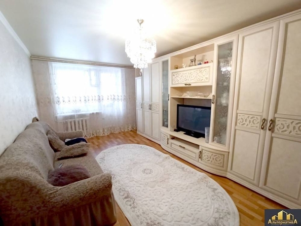 
   Продам 3-комнатную, 64 м², Калинина ул

. Фото 3.