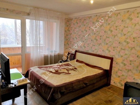 
   Продам 3-комнатную, 64 м², Марцинкевича ул

. Фото 4.