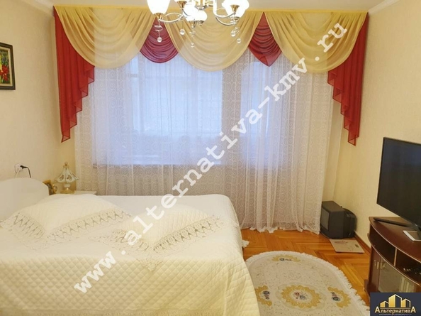 
  Продается 3-комн. квартира, 78 м², Азербайджанская ул
. Фото 3.