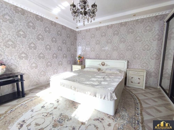 
   Продам 2-комнатную, 62 м², Катыхина ул

. Фото 2.