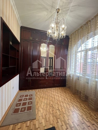 
   Продам дом, 450 м², Ессентуки

. Фото 11.