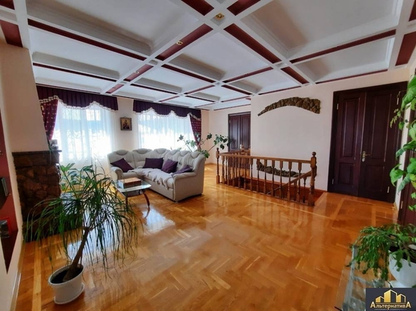 
   Продам дом, 360 м², Кисловодск

. Фото 2.