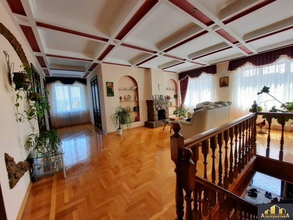 
   Продам дом, 360 м², Кисловодск

. Фото 4.