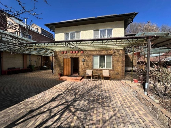 
   Продам дом, 250 м², Кисловодск

. Фото 1.