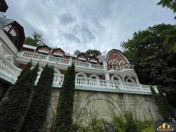 
   Продам гостиницу, 980 м², Софьи Перовской ул

. Фото 1.