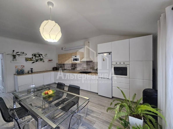 
   Продам гостиницу, 705 м², Умара Алиева ул

. Фото 4.