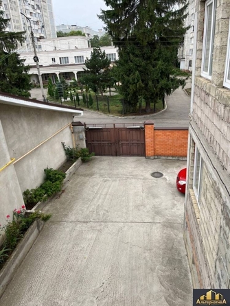 
   Продам помещение, 410.8 м², Боргустанская ул

. Фото 5.