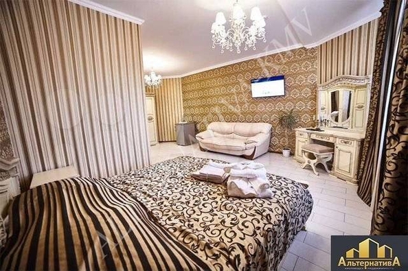 
   Продам гостиницу, 500 м², 8 Марта ул

. Фото 18.