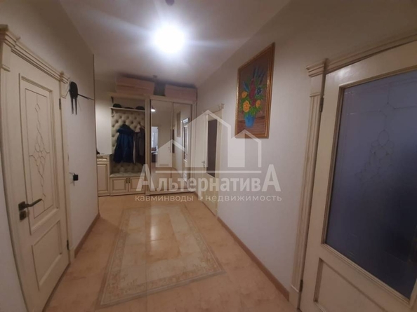 
   Продам 2-комнатную, 97 м², Революции ул

. Фото 18.