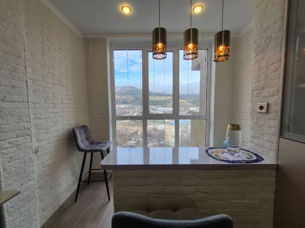 
  Продается 2-комн. квартира, 53.2 м², Окопная ул
. Фото 4.