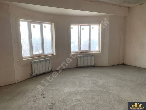 
  Продается 1-комн. квартира, 65.8 м², 8 Марта ул
. Фото 3.