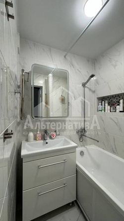 
  Продается 2-комн. квартира, 56 м², Ленинградская ул
. Фото 17.