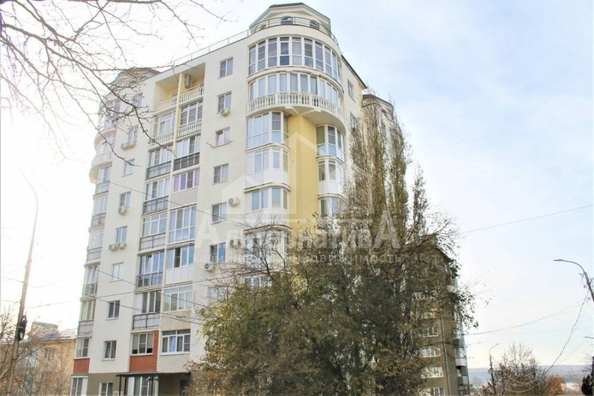 
  Продается 4-комн. квартира, 125 м², Островского ул
. Фото 1.