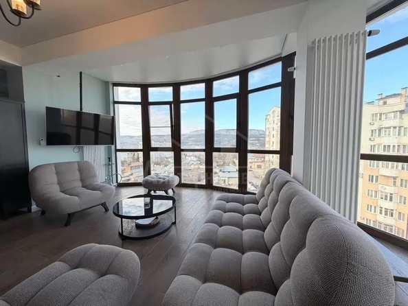 
  Продается 4-комн. квартира 130 м². Фото 2.
