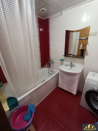 
  Продается 3-комн. квартира, 95 м², Революции ул
. Фото 3.