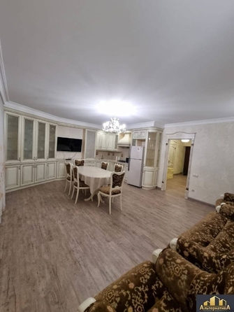 
   Продам 3-комнатную, 101.6 м², Жуковского ул

. Фото 3.