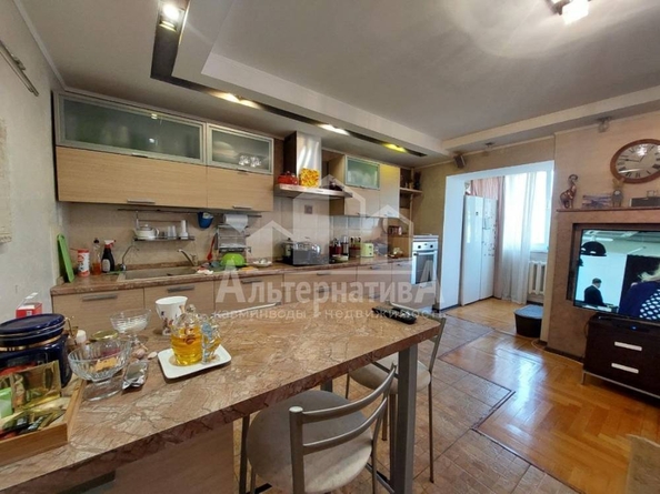 
  Продается 3-комн. квартира, 99.4 м², 8 Марта ул
. Фото 6.