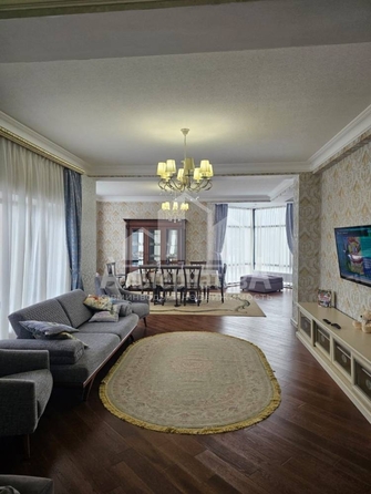 
  Продается 4-комн. квартира, 200 м², Шаумяна ул
. Фото 6.