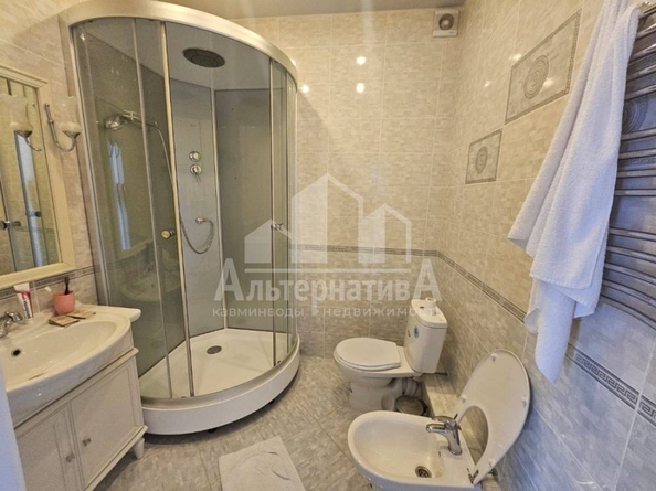 
  Продается 4-комн. квартира, 200 м², Шаумяна ул
. Фото 18.
