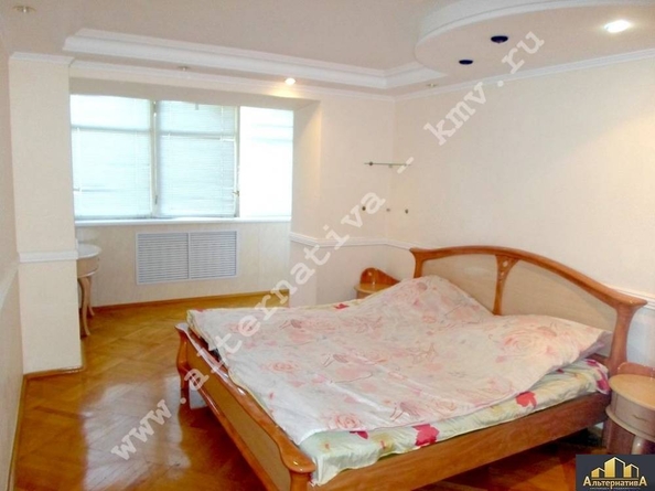 
  Продается 3-комн. квартира, 86.6 м², Украинская ул
. Фото 7.