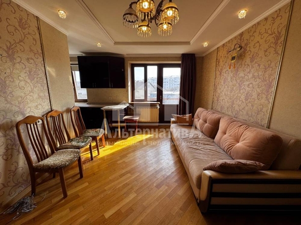 
   Продам 2-комнатную, 44.3 м², Умара Алиева ул

. Фото 2.
