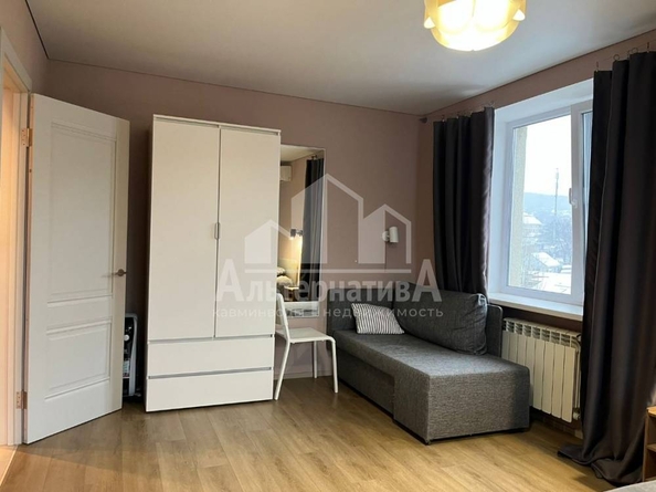 
   Продам 1-комнатную, 35 м², Свердлова ул

. Фото 7.
