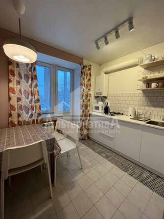 
  Продается 1-комн. квартира, 35 м², Свердлова ул
. Фото 1.