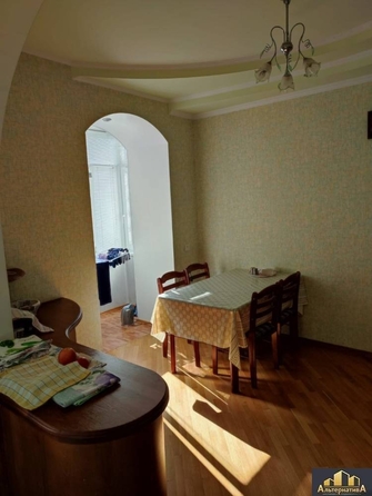 
   Продам 3-комнатную, 75.5 м², Велинградская ул

. Фото 10.