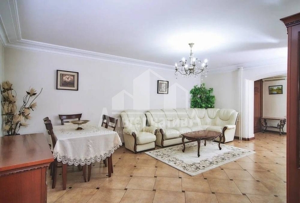 
  Продается 4-комн. квартира, 138 м², Набережная ул
. Фото 8.