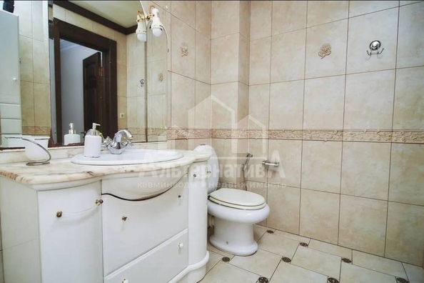 
  Продается 4-комн. квартира, 138 м², Набережная ул
. Фото 31.