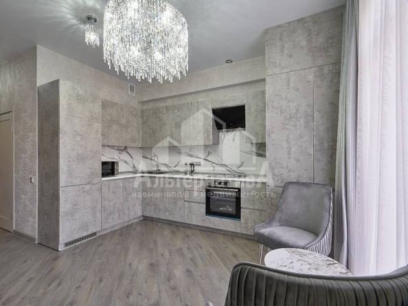 
  Продается 3-комн. квартира, 100 м², Декабристов ул
. Фото 2.