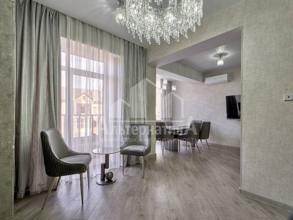 
  Продается 3-комн. квартира, 100 м², Декабристов ул
. Фото 4.