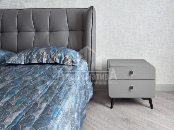 
  Продается 3-комн. квартира, 100 м², Декабристов ул
. Фото 8.