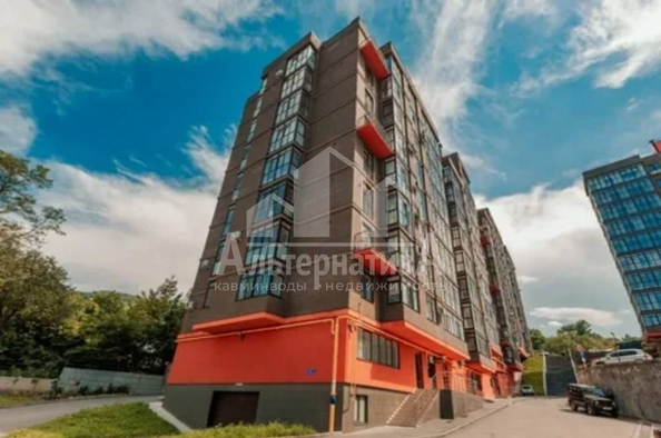 
   Продам 2-комнатную, 70 м², Декабристов ул

. Фото 1.