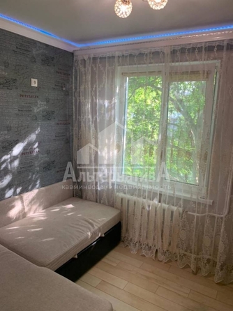 
   Продам 4-комнатную, 56.5 м², Андрея Губина ул

. Фото 9.
